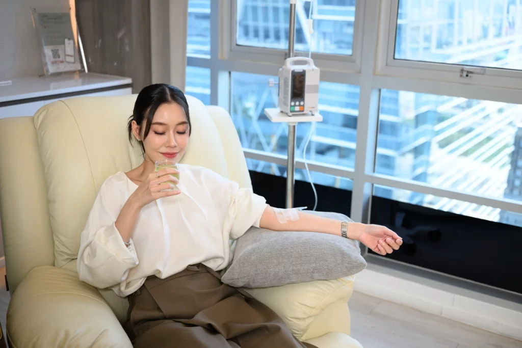 WellnessME-Clinic-chilling-spa-IV-drip